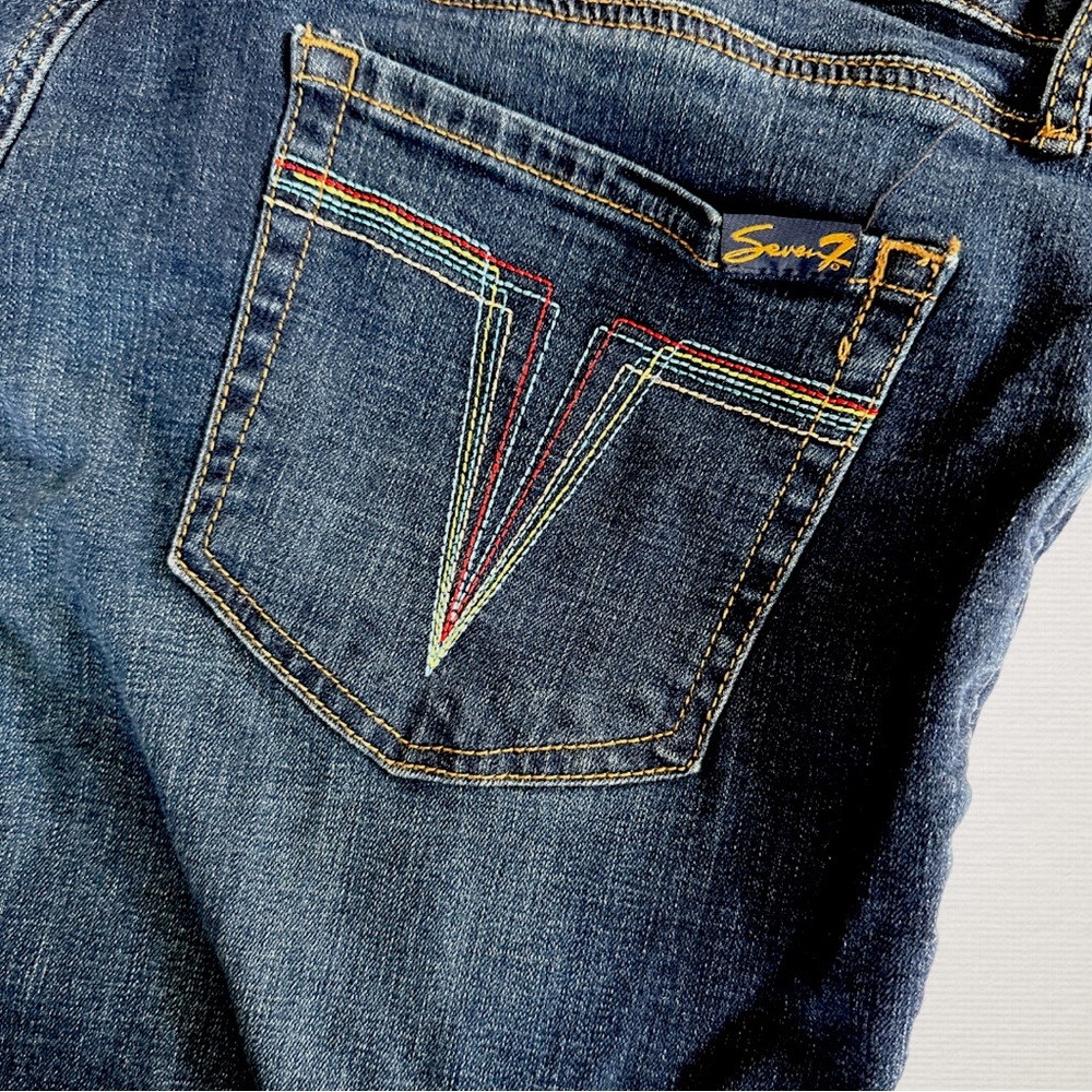7 For All Mankind, Rainbow Thread, Casual Comfort Classic Weekend Short, Size 16